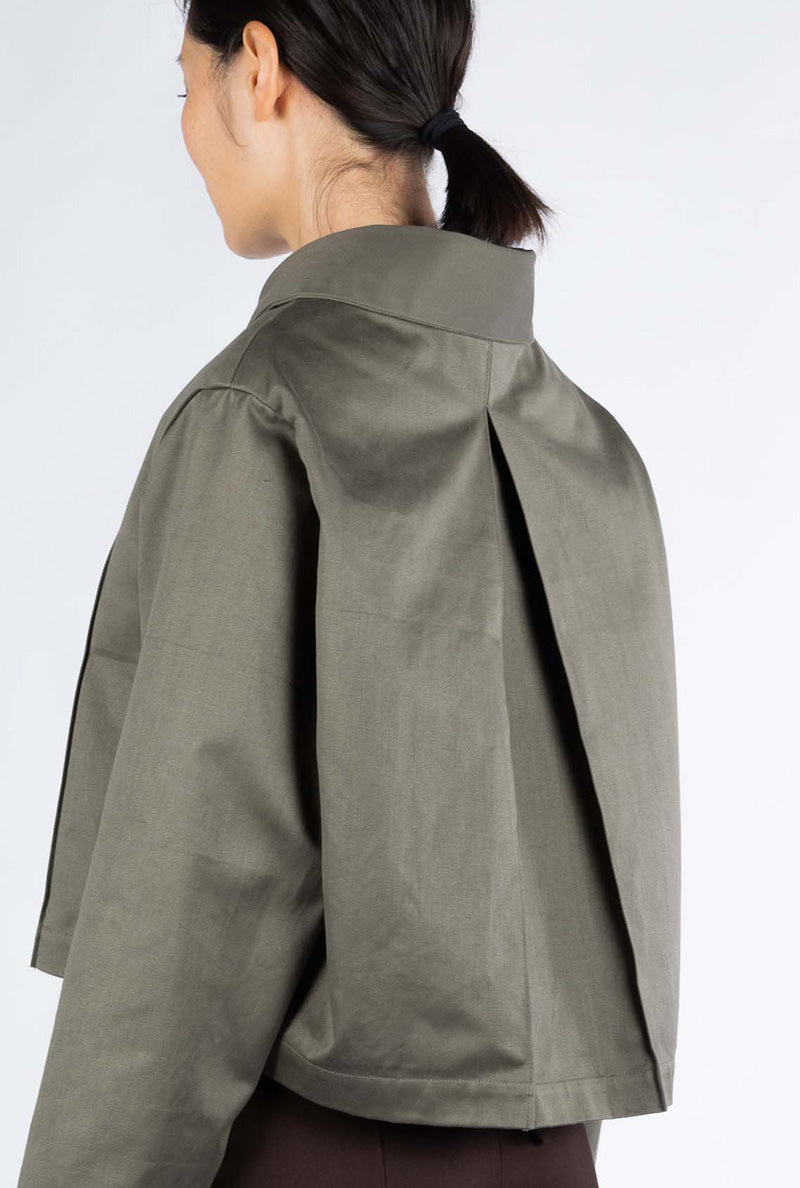 ALT+ GREEN PLEATED JACKET